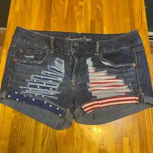 American eagle size 12 patriotic shorts